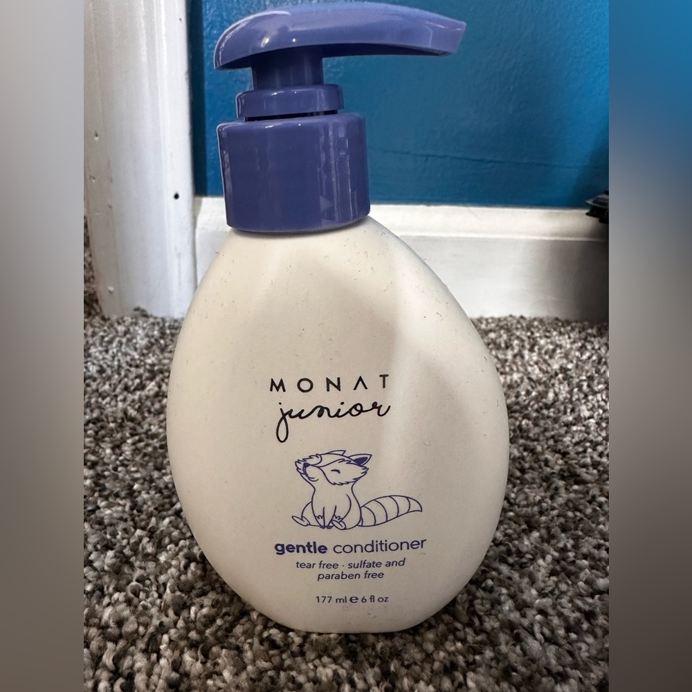 Brand new - Monat Junior Gentle Conditioner